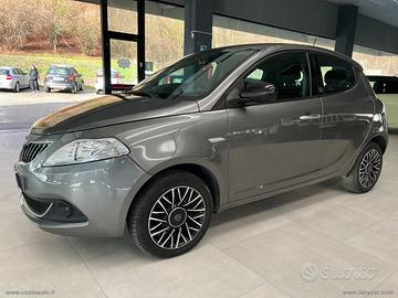 LANCIA Ypsilon 1.2 69 CV 5p. GPL Ecochic Silver 5