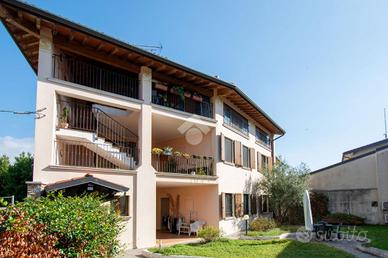 2 LOCALI A PUEGNAGO SUL GARDA