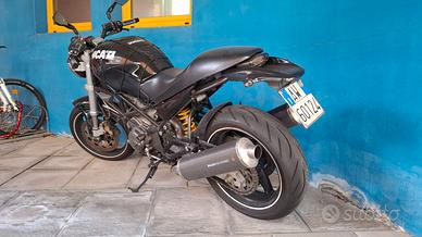Moto Ducati Monster