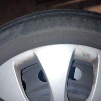 Cerchi e gomme Kia carens