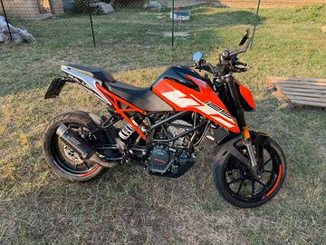KTM Duke 125 ABS