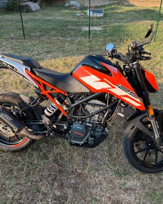 KTM Duke 125 ABS
