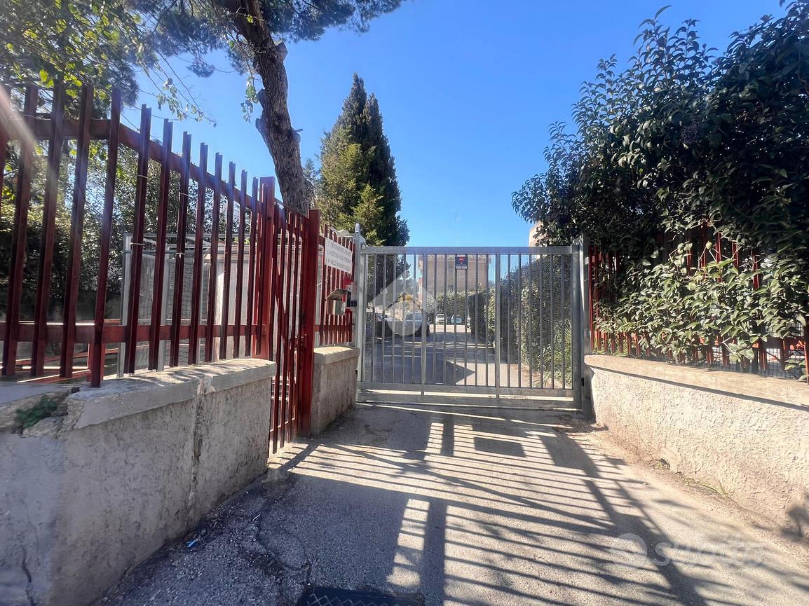 4 LOCALI A BARI - Vista 4