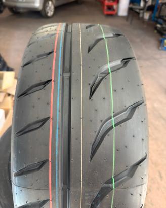 Gomme Semislick Toyo Proxes R888R 225/45ZR17