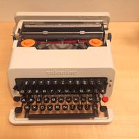 Olivetti Valentine macchina da scrivere
