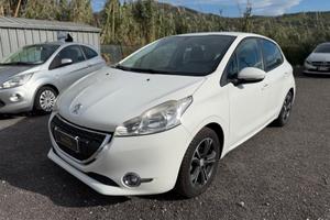 Peugeot 208 1.4 HDi 68 CV 3 porte Allure