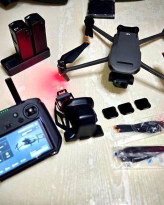 DJI Mavic 3 Classic + RC PRO + 3 Bat + DJI CARE 26