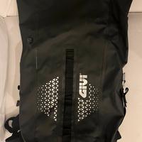 Zaino impermeabile Givi nero 35L