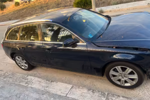 Audi A4 2.0 TDI Automatica (2011) gomme nuove