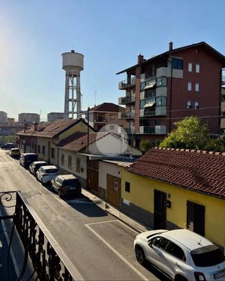 4 LOCALI A GRUGLIASCO