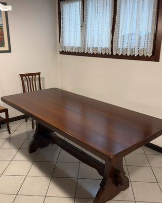 Tavolo in legno massiccio (arte povera)