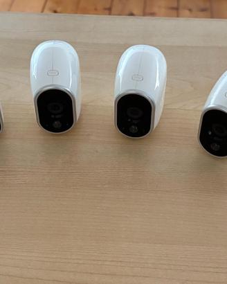 Sistema arlo con 5 telecamere e citofono e router
