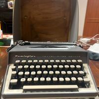 Macchina da scrivere portatile Remington