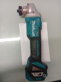 smerigliatrice a batteria makita DGA513