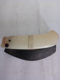 Roncola a serramanico