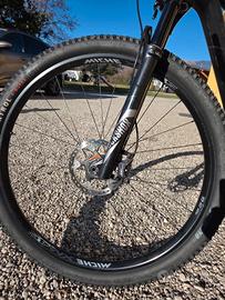  Bicicletta MTB