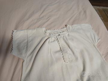 Antica camicia da notte Lino Con Ricamo. Larghezza