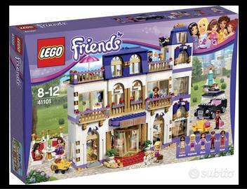 Set Lego Friends- Il Grand Hotel di Heartlake