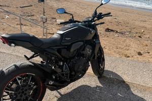 honda cb1000r black edition
