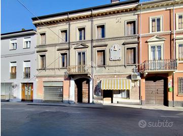 CASA SEMINDIPENDENTE A LUZZARA
