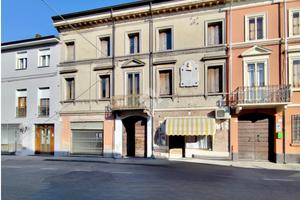 CASA SEMINDIPENDENTE A LUZZARA