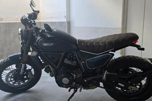 Ducati scrambler Night Shift