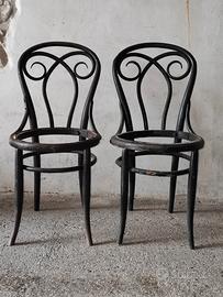 2 sedie tipo thonet 