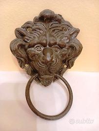 Antico batacchio, picchiotto, battiporta in ottone