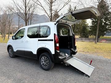 PEUGEOT Rifter auto per disabili