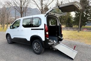 PEUGEOT Rifter auto per disabili