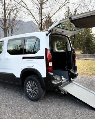 PEUGEOT Rifter auto per disabili