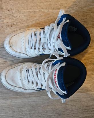 scarpe Adidas usate poco n.38