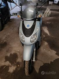 Piaggio Carnaby 200