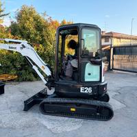 E264 - ESCAVATORE 27Q BOBCAT E26
