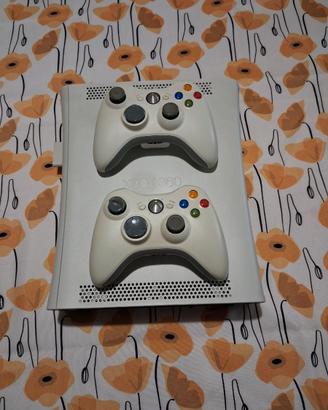 xbox360+2 controller+10 giochi+memory card 256MB