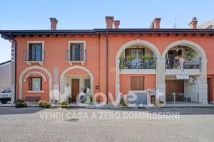 Appartamento di 155 m² con 5 locali e box auto a S