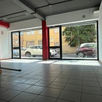 Locale commerciale situato nel centro di Latina