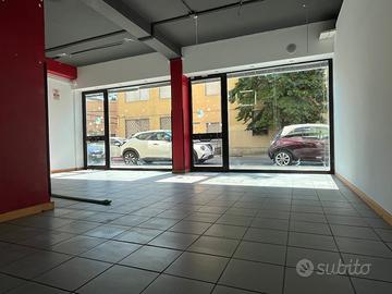 Locale commerciale situato nel centro di Latina