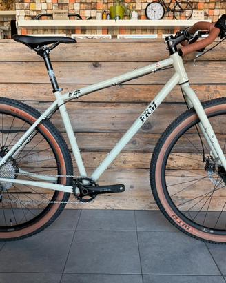 FRM INZIR (Colore Sabbia Custom) TG. 56 BICI DEMO