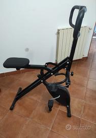 Total Crunch Fitness attrezzo per allenamento 