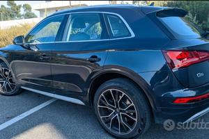 AUDI Q5 business sport 2.0 cc 190CV 4x4 s-tronic