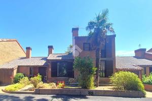 VILLA A SCHIERA A TARQUINIA