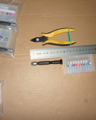 Mini trapano manuale+punte carburo+tronchese MN25C