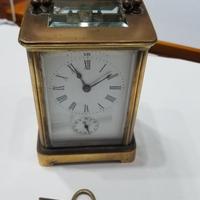 Orologio in ottone da carrozza dell'800