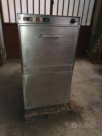 lavastoviglie professionale per ristorante