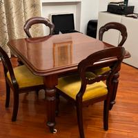 Tavolo da pranzo stile Vittoriano con 4 sedie