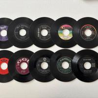 Lotto 10 DISCHI 45 GIRI artisti vari senza coperti