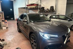 Stelvio 2.2 Q4 210 cv