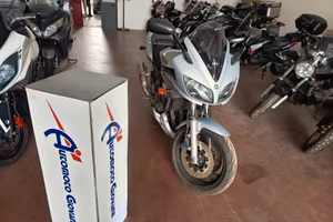 Yamaha FZ6 Fazer 600