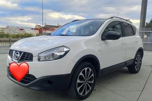 Nissan Qashqai 1.6 dCi DPF Tekna 4x4 2013